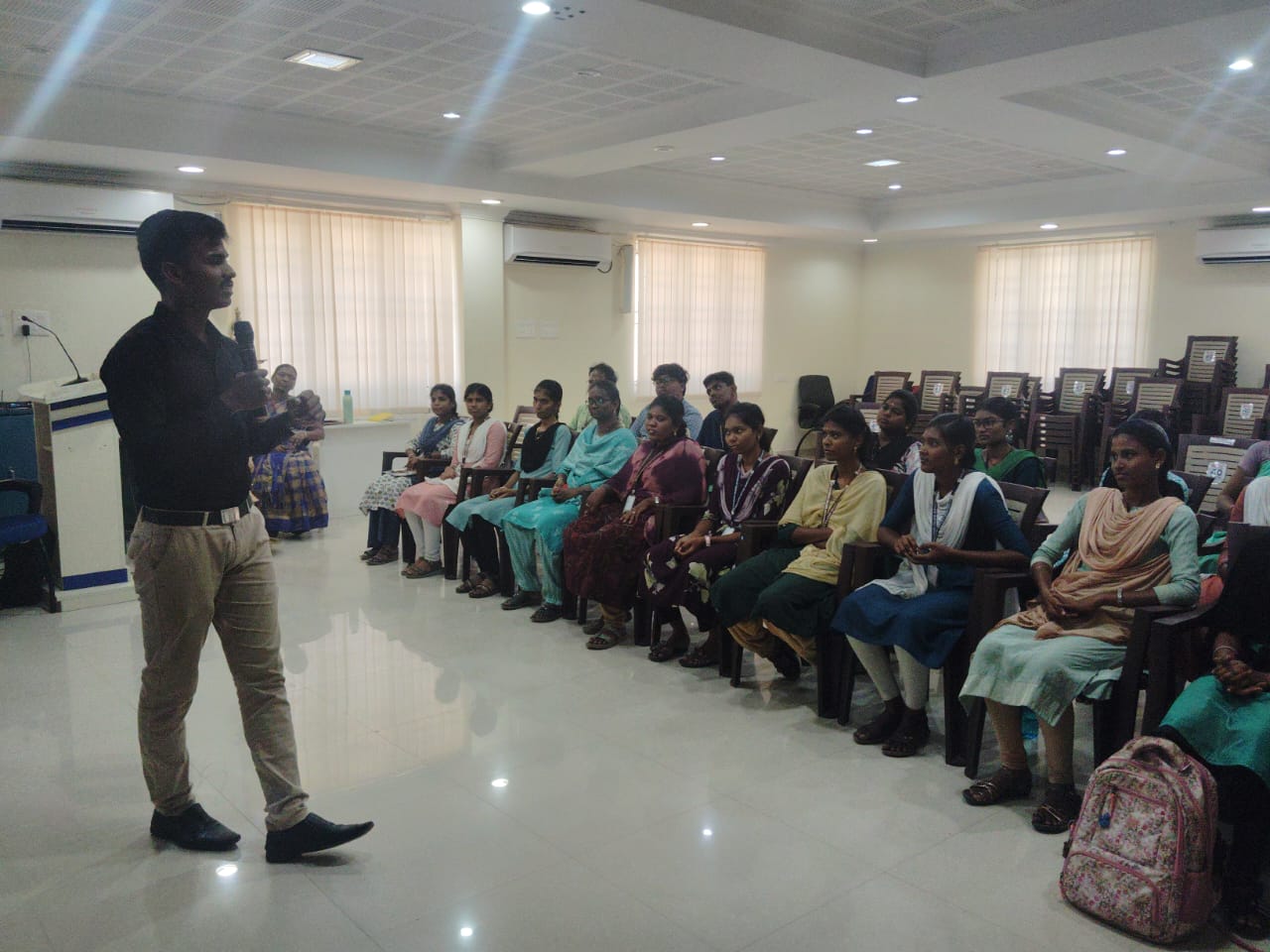Tech Today, Career Tomorrow – Emerging IT Trends and Opportunities for Mathematics Students at Sri Kaliswari College